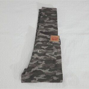 LEVI STRAUSS- RARE 720 HIGH RISE SUPER SKINNY CROP STRETCH CAMO PANTS